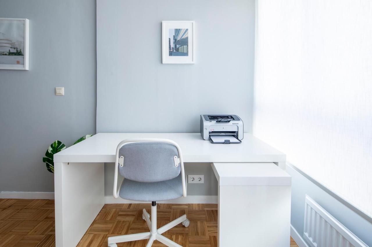 Midtown Rosalia Appartement Comarca de Comarca de Vigo Buitenkant foto